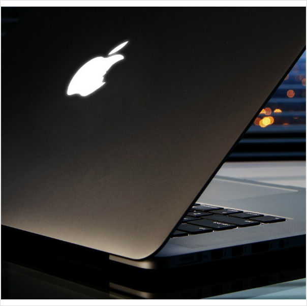 Steve Jobs tribute laptops