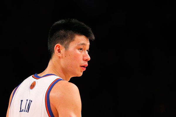 Jeremy Lin moves from couch to a fancy New York apartment