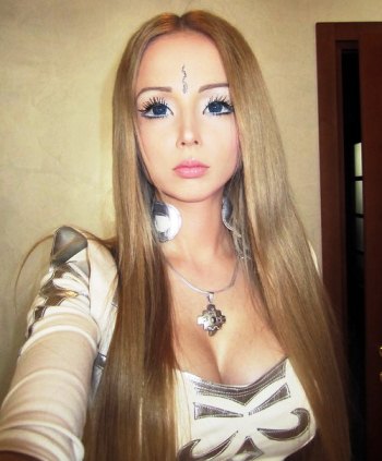 Real-Life Ukrainian Barbie Doll, Valeria Lukyanova Responds to Criticism (Video)